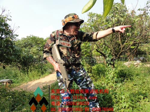 東莞CS野戰(zhàn)：小樣你哪里跑！